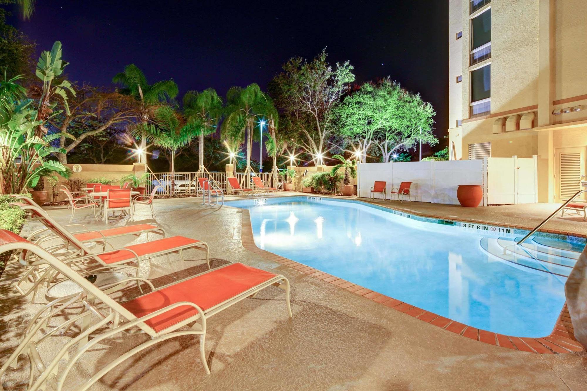 Hampton Inn Pembroke Pines Zewnętrze zdjęcie